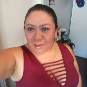 Meet your Posher, Lina